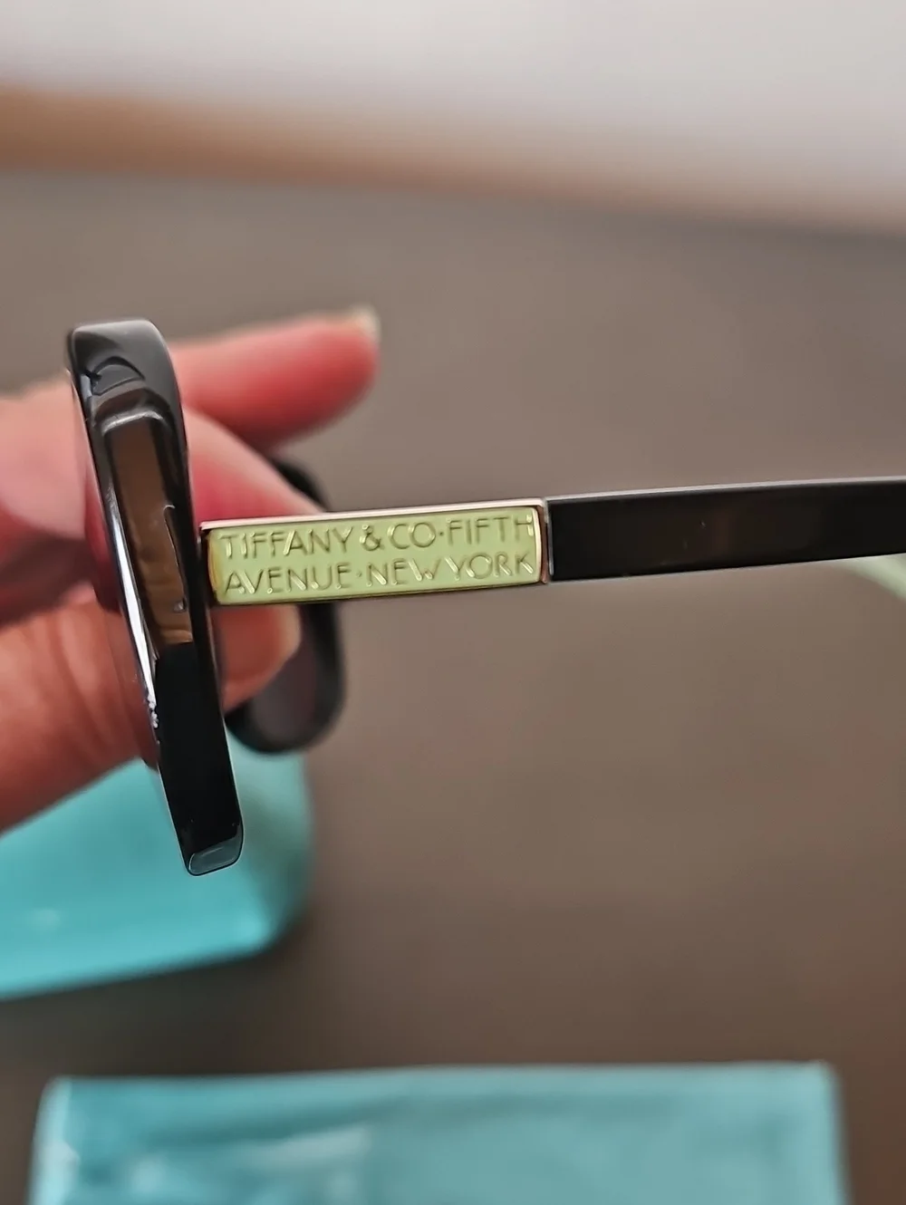 Tiffany & Co. Oversized Black Sunglasses w Tiffany Blue Arms Case and Pouch 4032